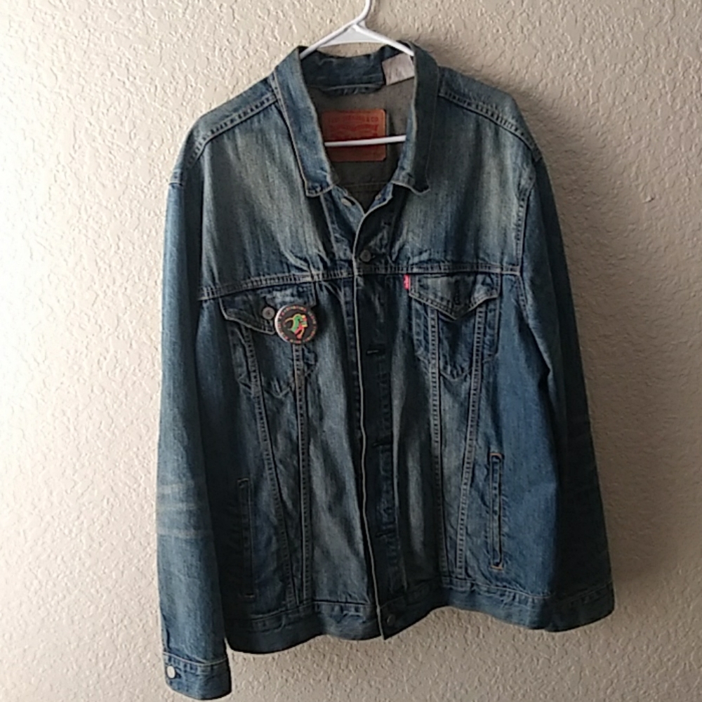 Jean jacket - Picture 3 of 3